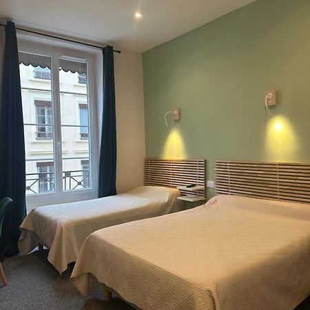 Hotel Azur Lyon Luaran gambar