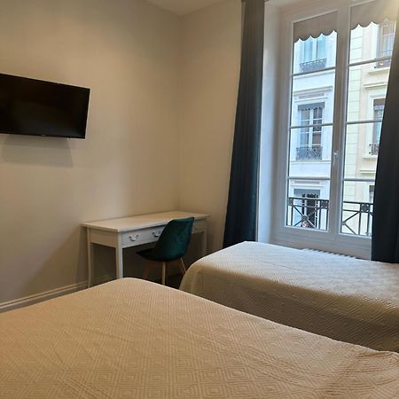 Hotel Azur Lyon Luaran gambar
